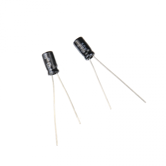 4.7 uF 50V Through Hole Electrolytic Capacitor (Pack of 40)